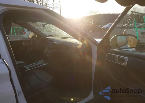 2020 Ford Explorer Xlt z USA, uszkodzony, nr VIN 1FMSK8DH7LGB40071